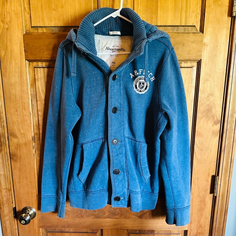 Abercrombie and Fitch vintage button up muscle sweatshirt, boys size XXL mens m!